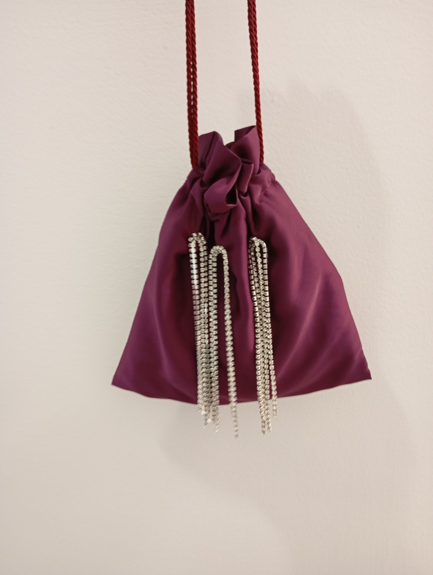 Borsa a sacchetto con diamanti