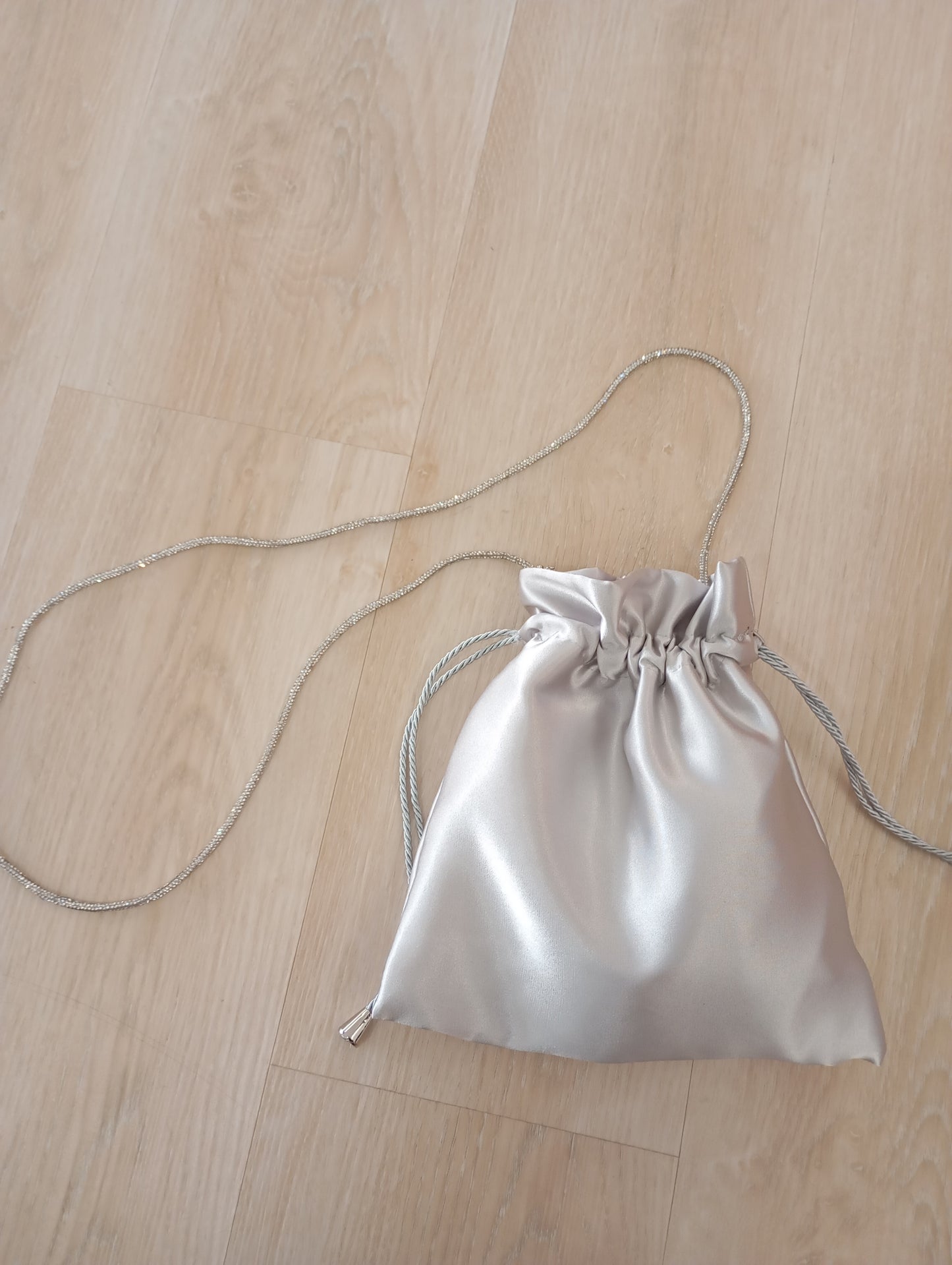 Bandoulière en cristal