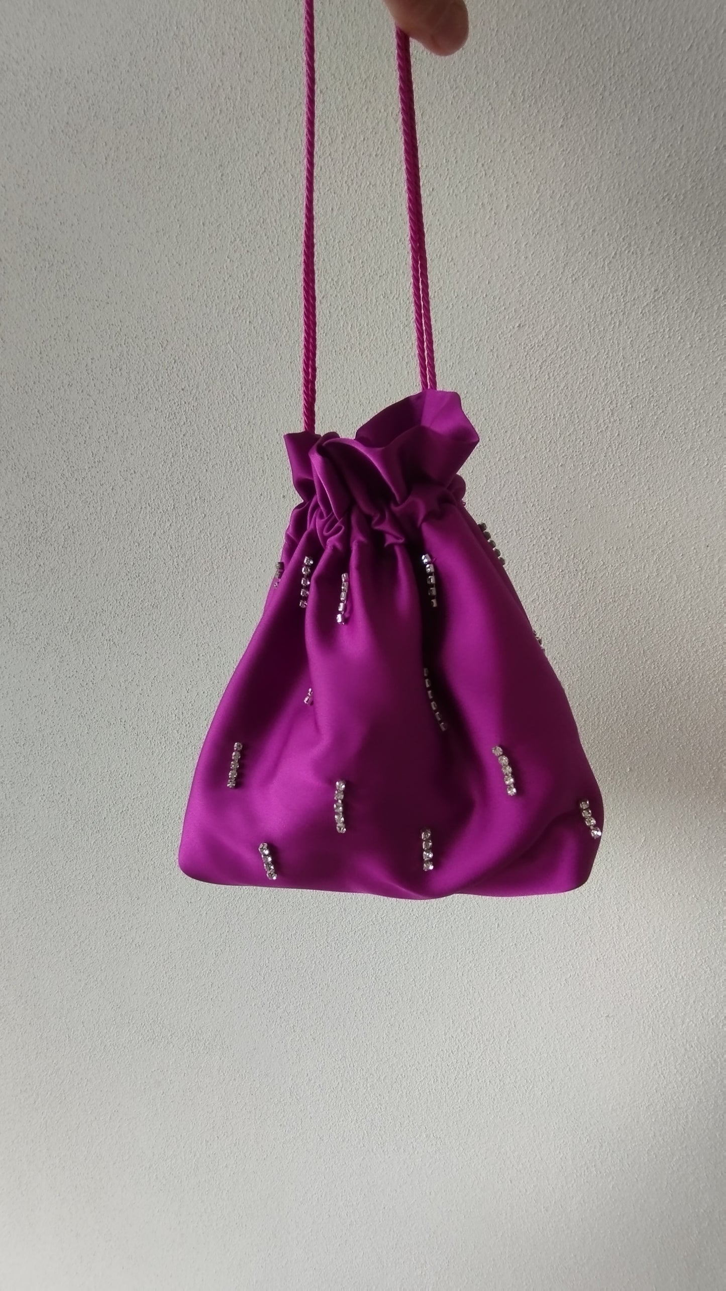 Borsa a Sacchetto con base e diamantini a pioggia