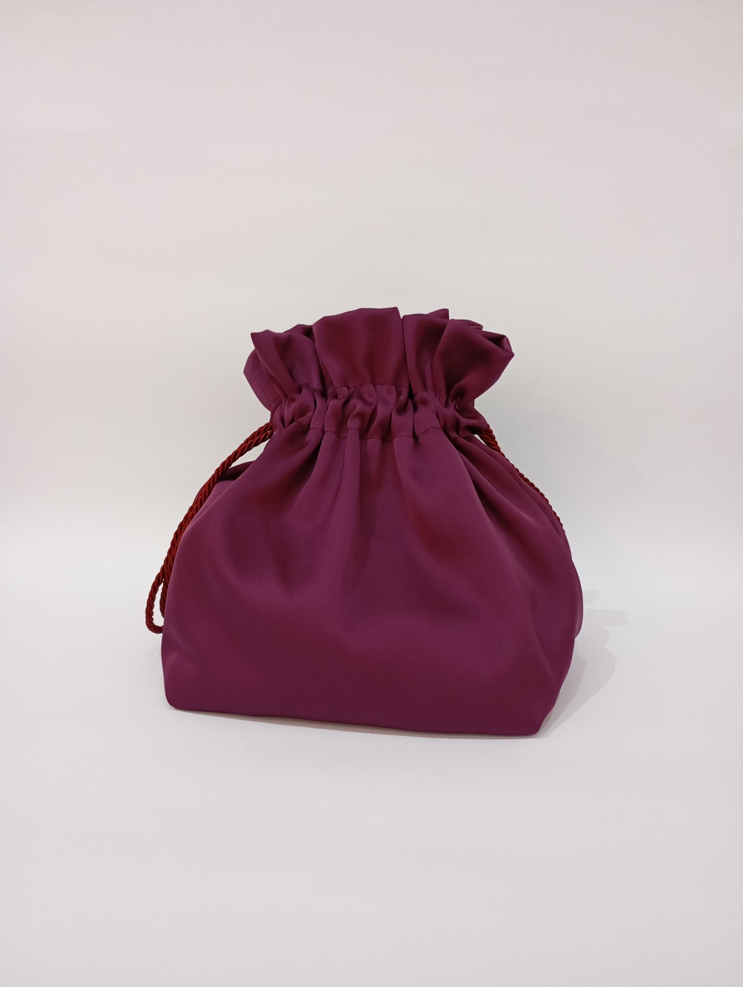 Borsa a Secchiello in Raso Satin
