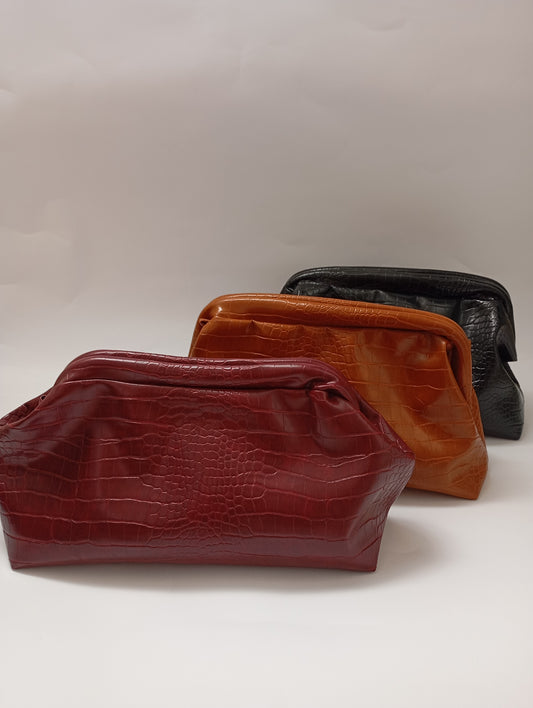 Clutch in ecopelle cocco