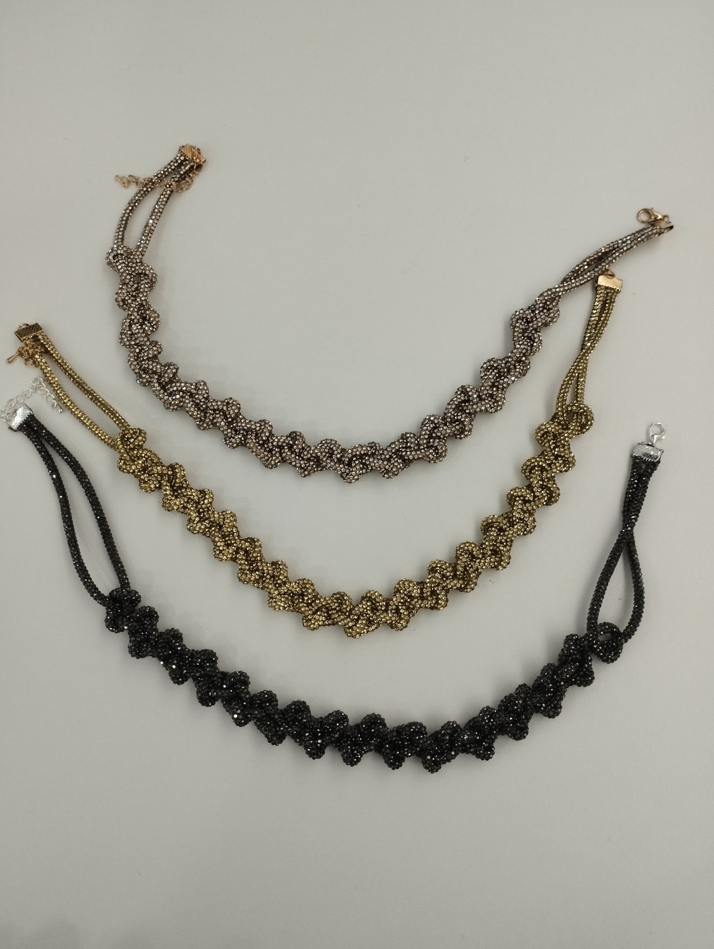 Collana Choker intrecciato con filato strass