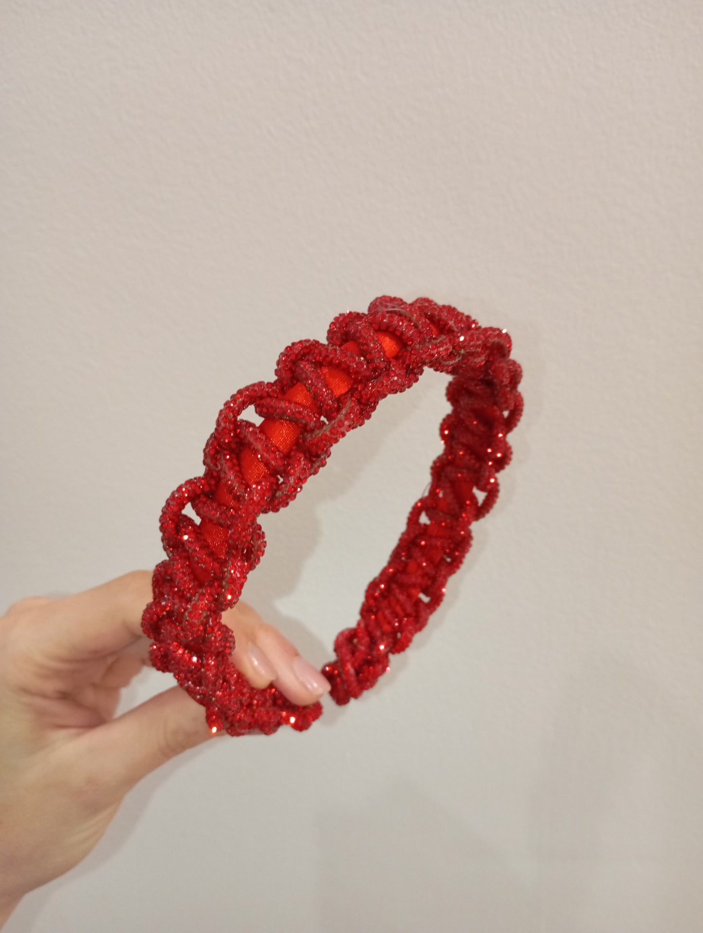 Cerchietto elegante con filato strass