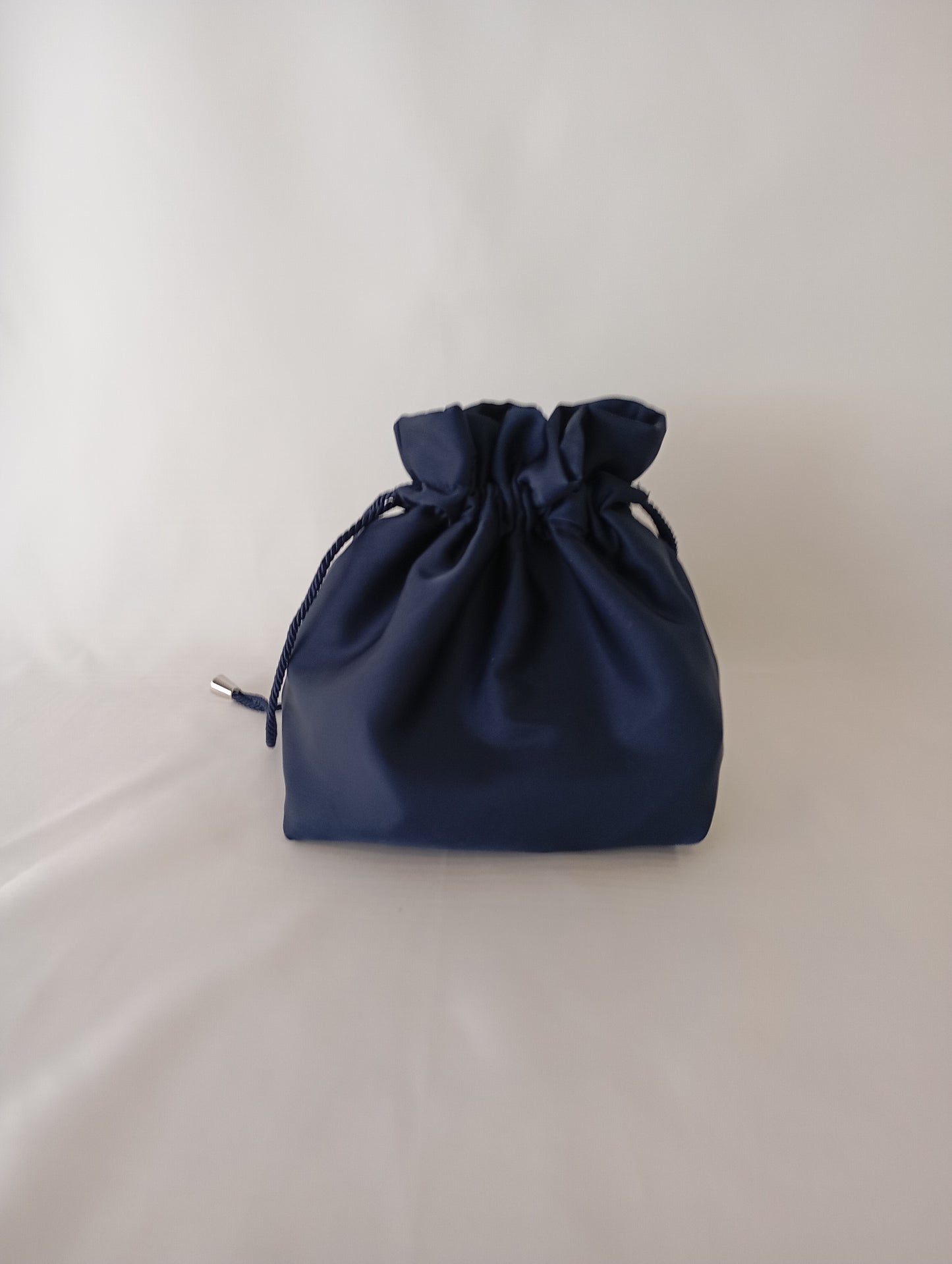 Borsa a Secchiello in Raso Satin