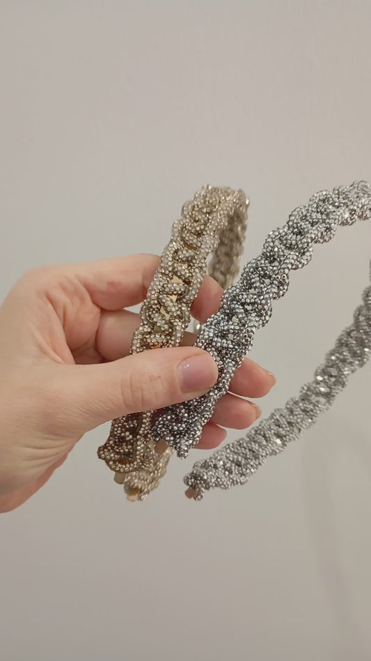 Cerchietto elegante con filato strass