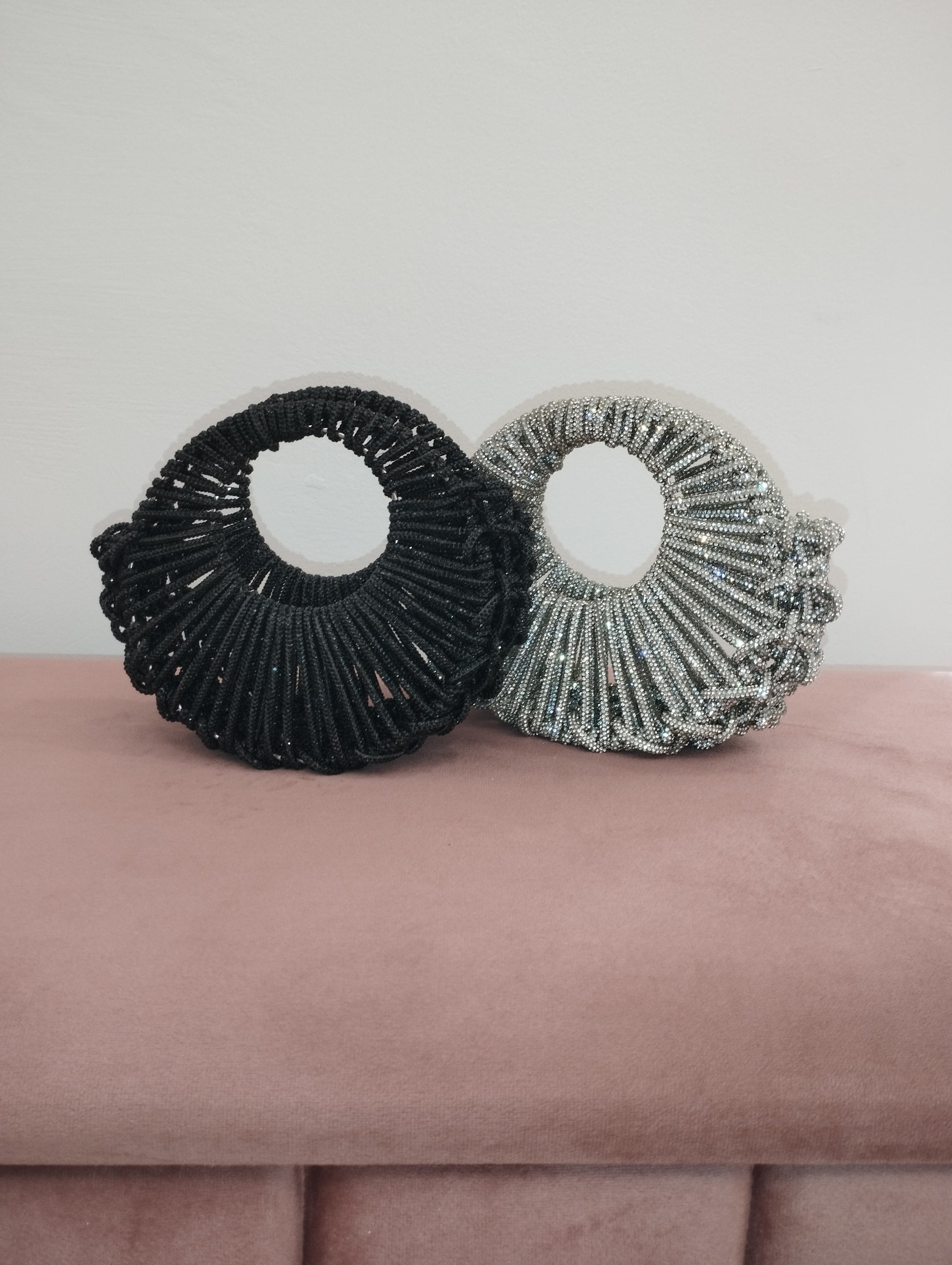 Borsa moon, borsa cordino strass, borsa cerchio, borsa raya hibourama, borsa crystal